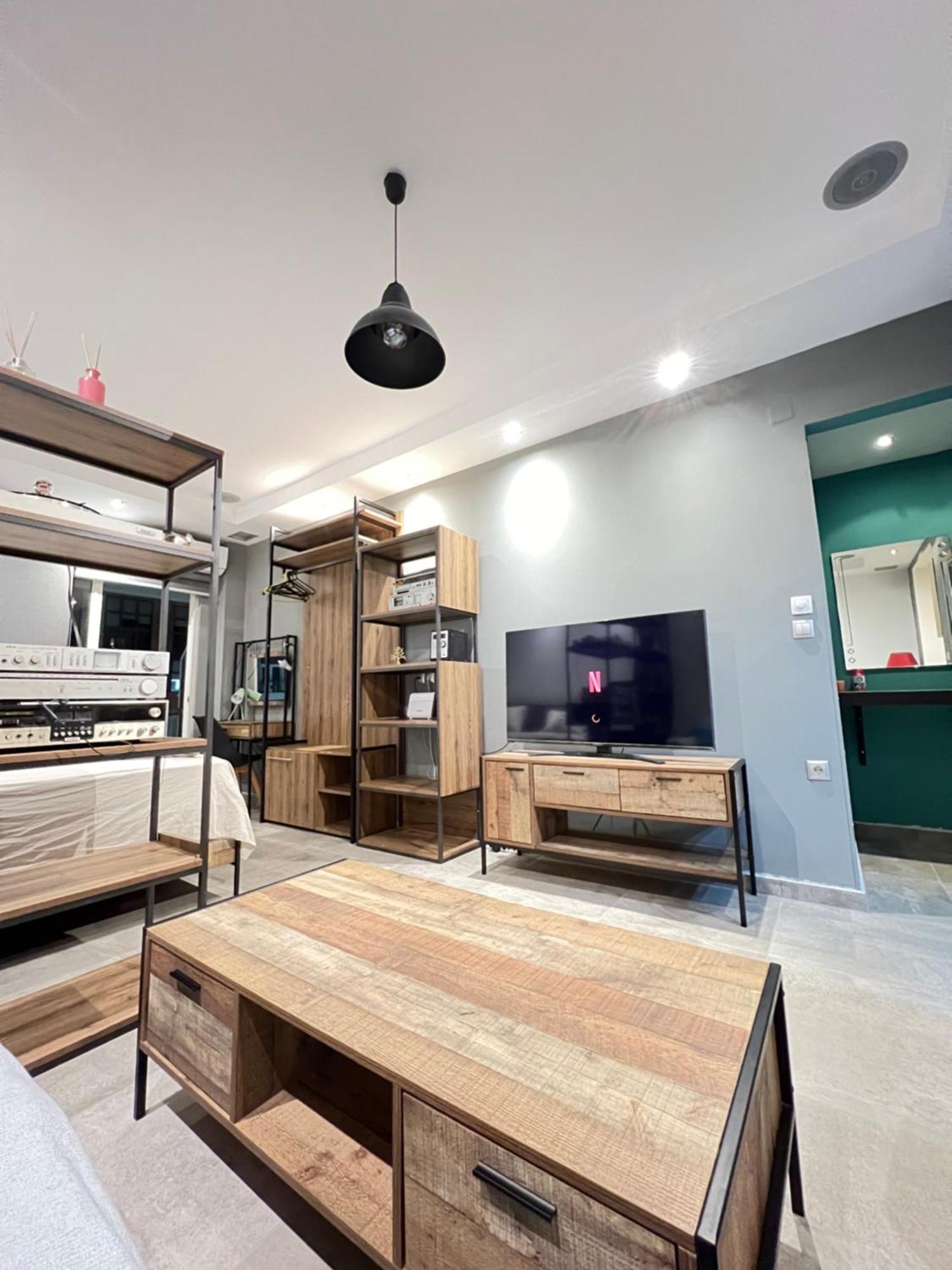 Modern Apartment In The Heart Of The City Alejandrópolis Exterior foto